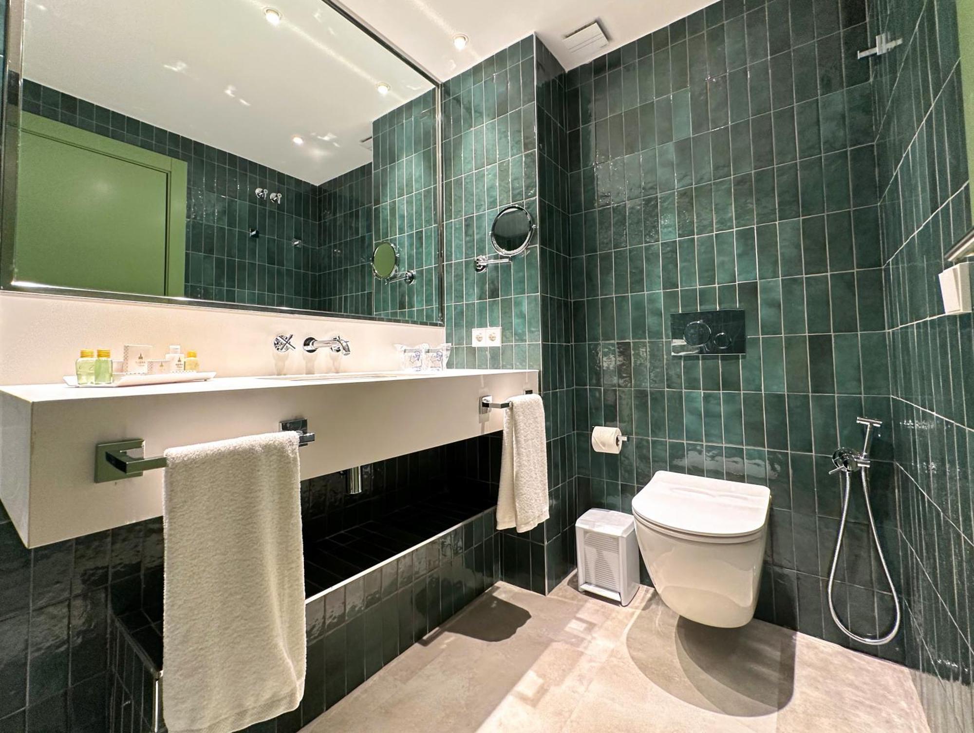 Ribera De Triana 4*