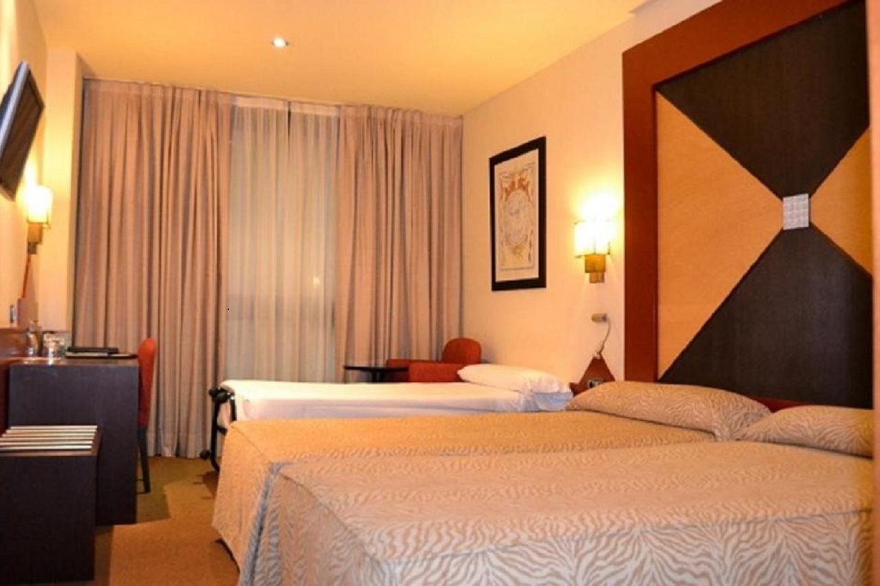 Ribera De Triana 4* Seville
