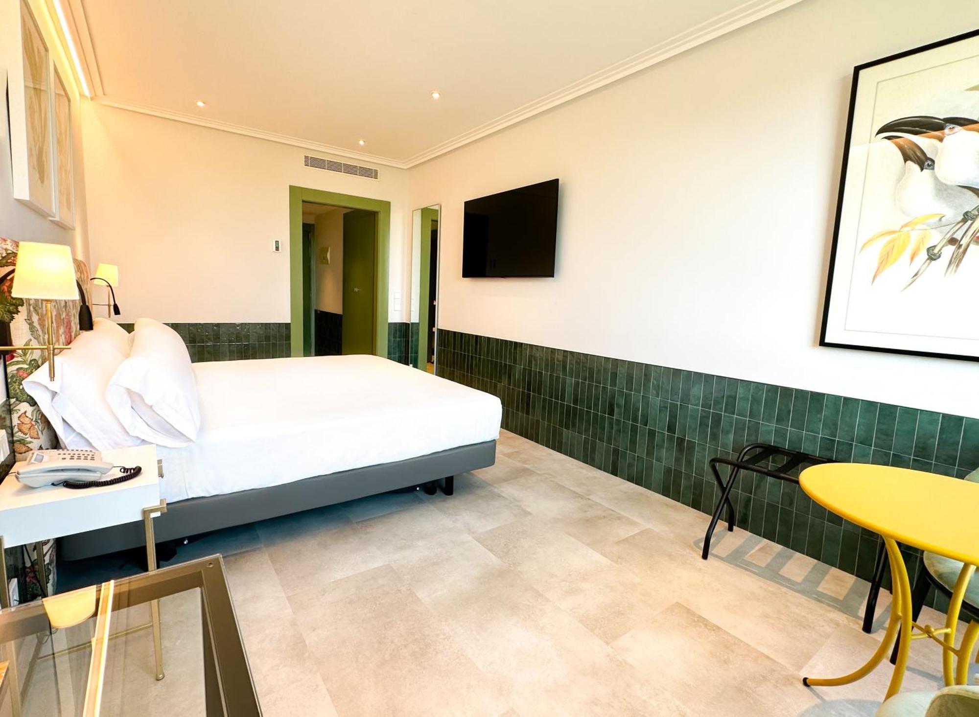 Ribera De Triana Hotel 4*